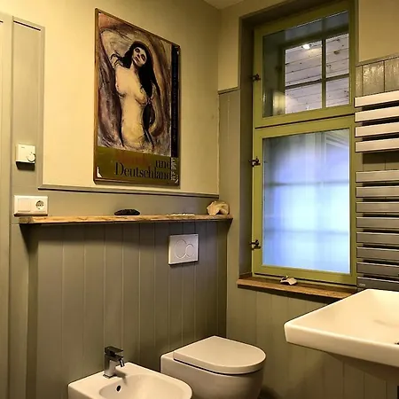 Neu Pfarrhof In Ostseenaehe Lägenhet