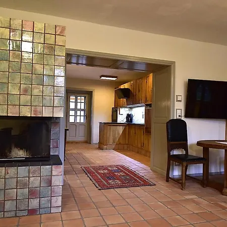 Lägenhet Neu Pfarrhof In Ostseenaehe