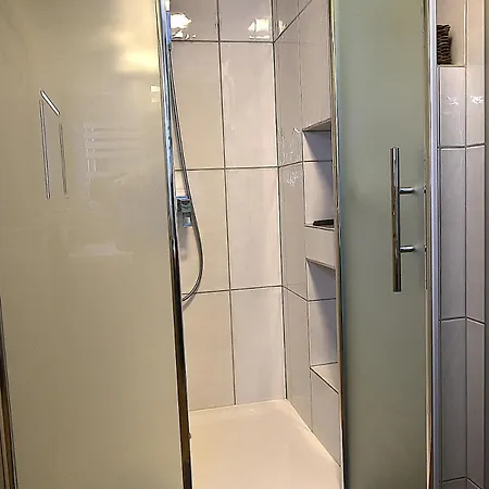 Lägenhet Neu Pfarrhof In Ostseenaehe Drechow